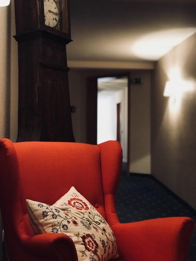 Hotel zum Engel Mespelbrunn Buitenkant foto