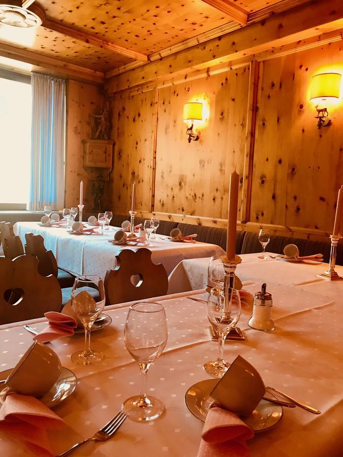 Hotel zum Engel Mespelbrunn Buitenkant foto