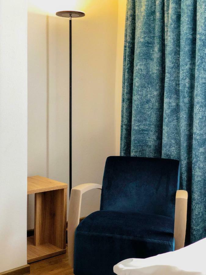 Hotel zum Engel Mespelbrunn Buitenkant foto
